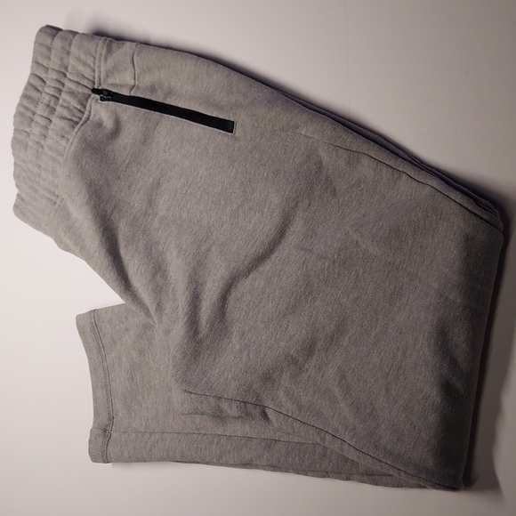 MPG Gray Sweatpants with zipper pockets. Size XL - Picture 13 of 14